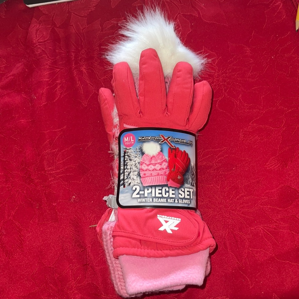 YOUTH SIZE M/L HAT & GLOVE SET